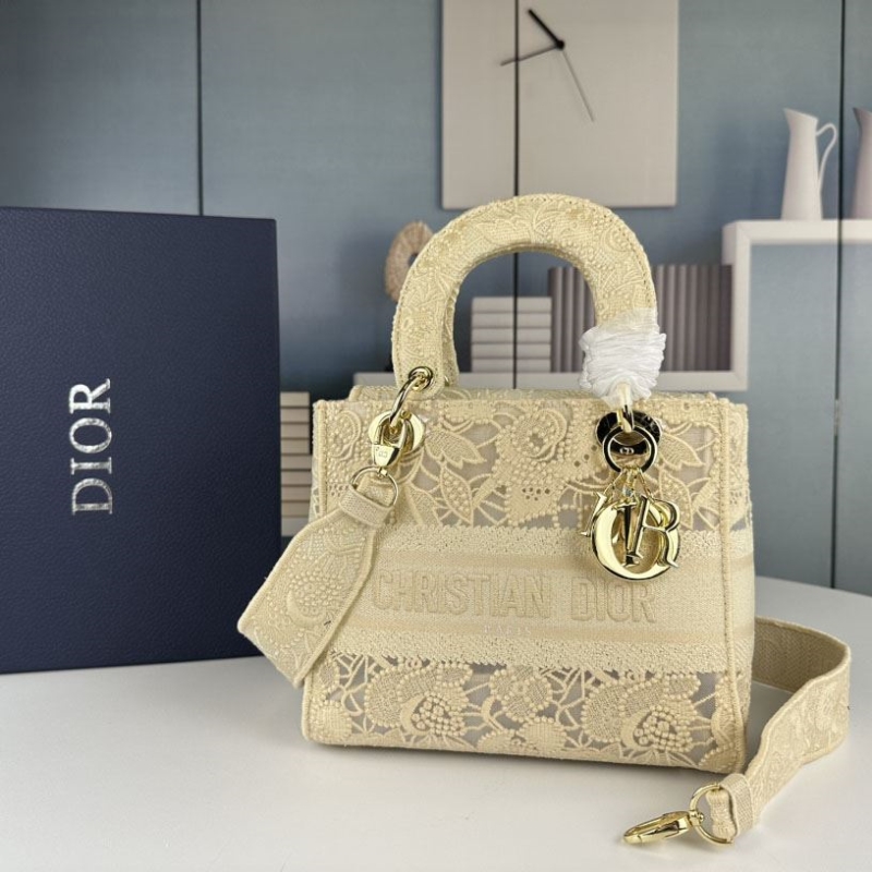 D*or top handle bags